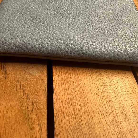 Coach Bluebell Small Wristlet NWT Chic and Stylish - Picture 5 of 11